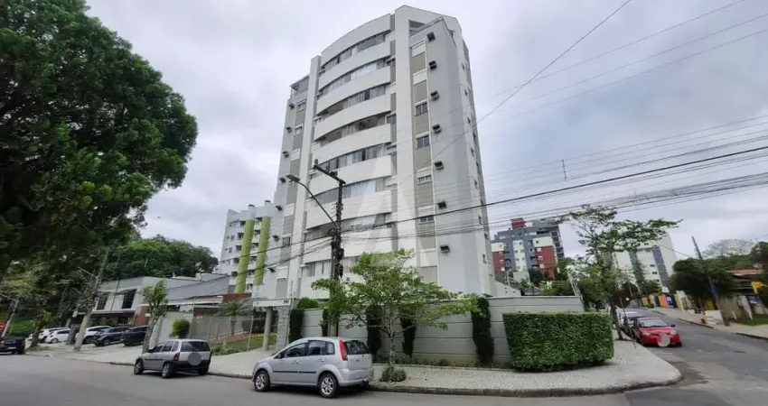 Apartamento com 03 quartos sendo 01 suíte com closet no bairro atiradores.