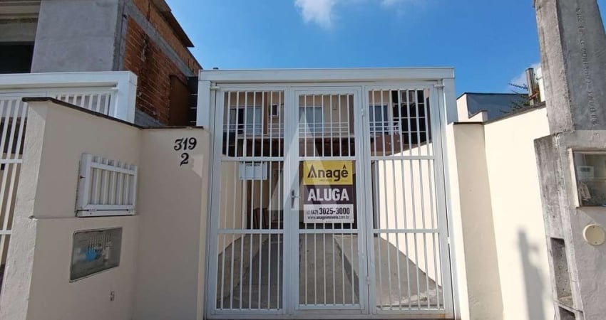 Casa residencial com 2 quartos  para alugar, 59.52 m2 por R$2100.00  - Vila Nova - Joinville/SC