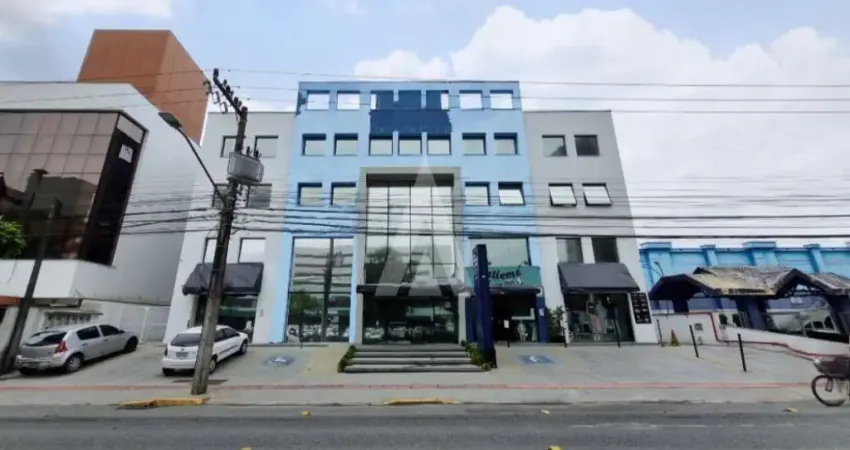 Sala para alugar, 509.85 m2 por R$21150.00  - America - Joinville/SC