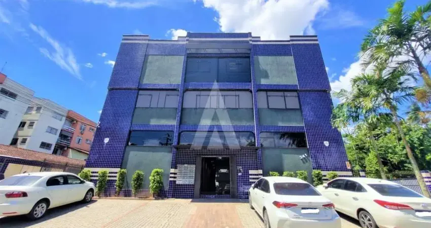 Sala para alugar, 56.00 m2 por r$1800.00  - saguacu - joinville/sc