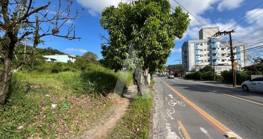 Terreno para alugar, 1392.00 m2 por R$4900.00  - Iririu - Joinville/SC