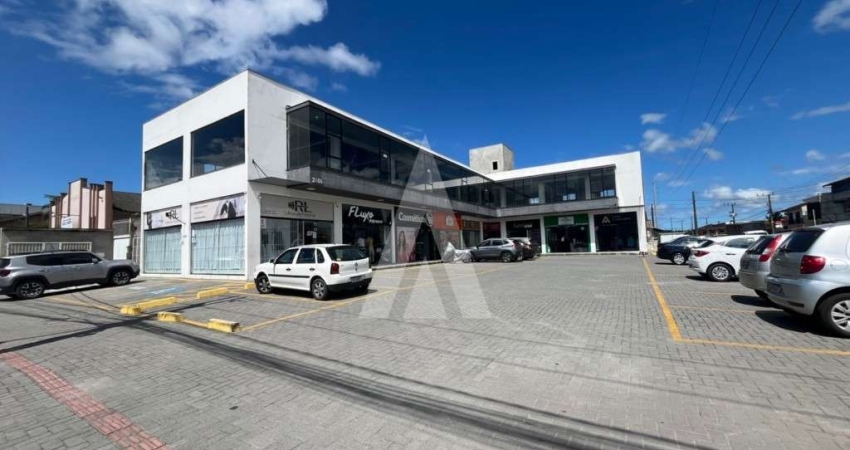 Sala para alugar, 554.00 m2 por R$18000.00  - Fatima - Joinville/SC