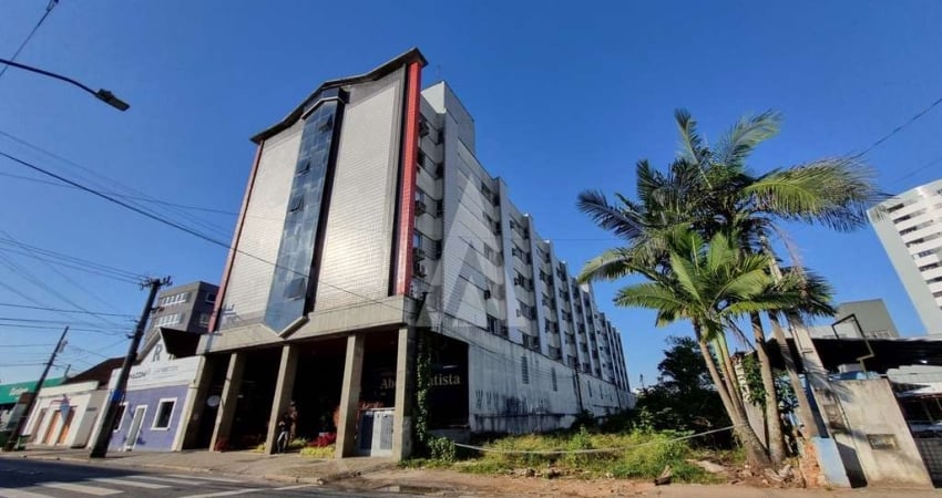 Apartamento com 1 quarto  para alugar, 32.78 m2 por R$1390.00  - Centro - Joinville/SC