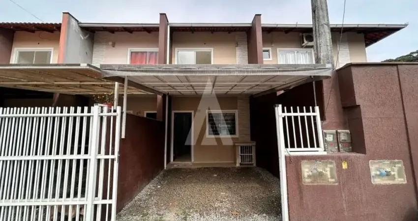 Casa residencial com 2 quartos  para alugar, 65.78 m2 por R$1800.00  - Petropolis - Joinville/SC