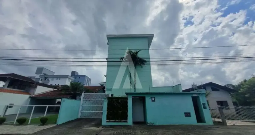 Apartamento residencial no segundo andar com 3 dormitórios, no bairro costa e silva