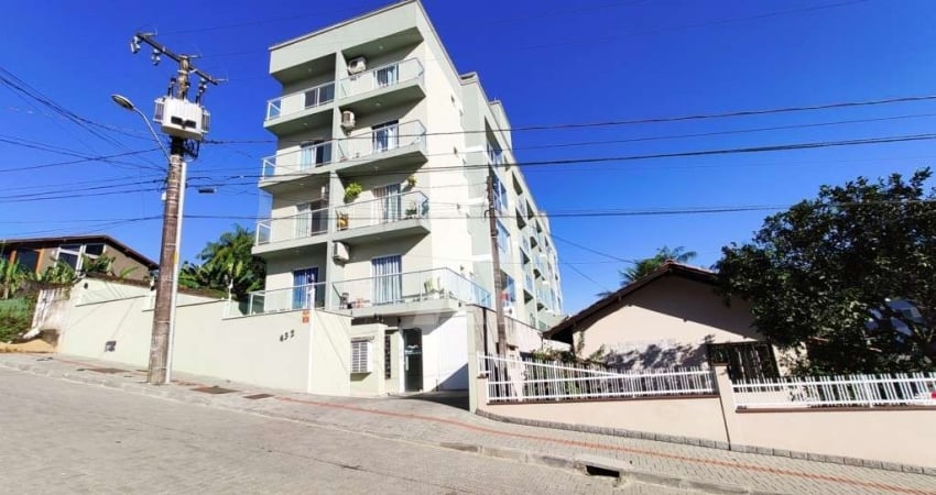 Apartamento com 2 quartos  para alugar, 51.55 m2 por R$1450.00  - Floresta - Joinville/SC