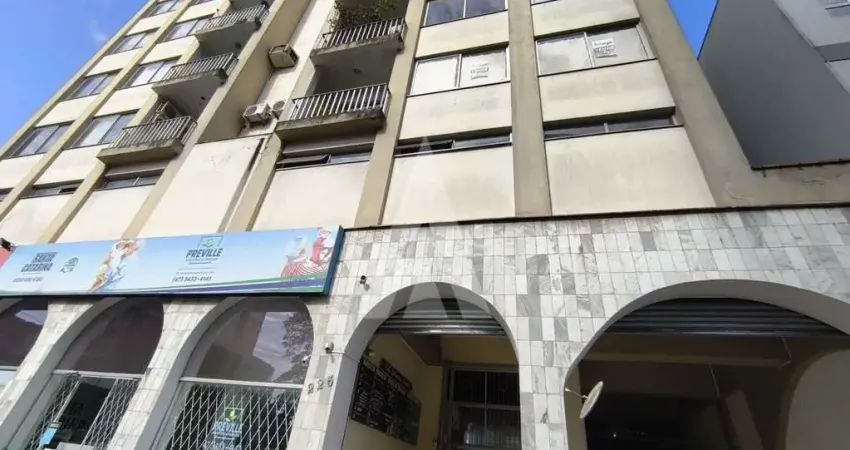 Sala para alugar, 33.56 m2 por R$1000.00  - Centro - Joinville/SC