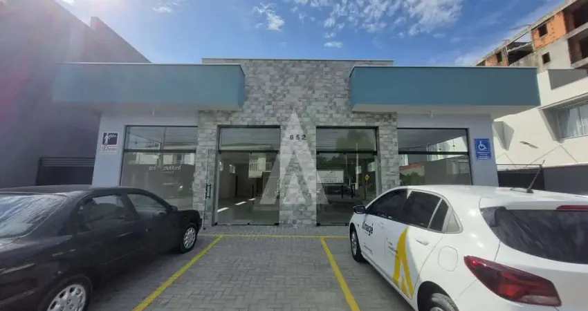 Loja para alugar, 110.00 m2 por R$3000.00  - Vila Nova - Joinville/SC