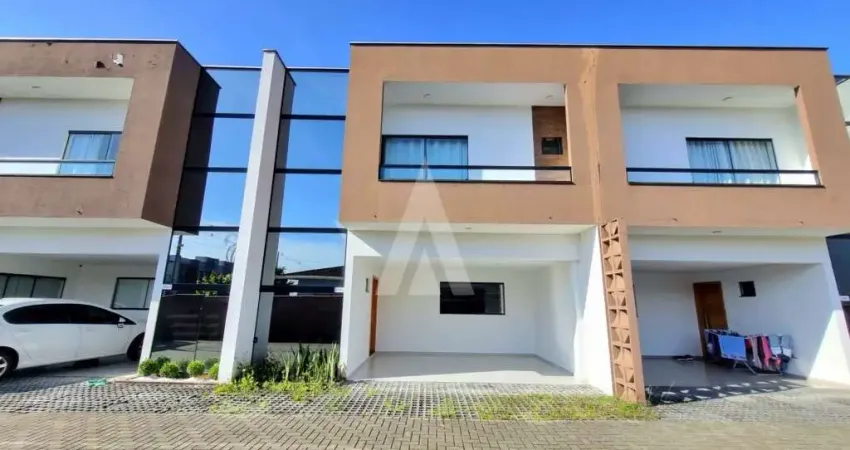 Casa residencial com 3 quartos  para alugar, 109.00 m2 por R$2600.00  - Sao Marcos - Joinville/SC