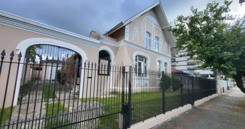 Casa comercial para alugar, 302.62 m2 por R$8000.00  - Anita Garibaldi - Joinville/SC