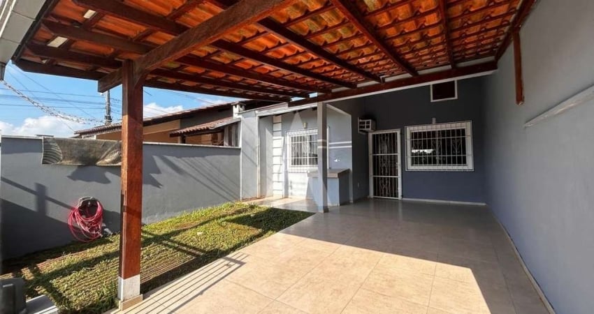 Casa residencial com 2 quartos  para alugar, 61.65 m2 por R$1750.00  - Ulysses Guimaraes - Joinville/SC