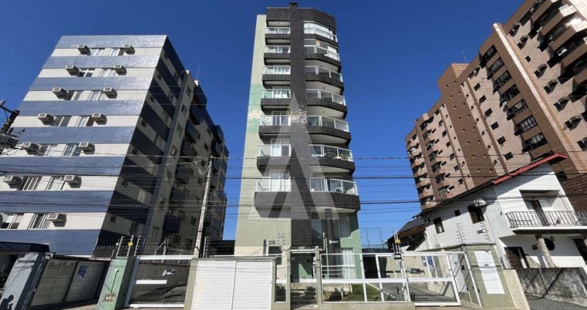 Apartamento com 3 quartos  para alugar, 102.86 m2 por R$3350.00  - America - Joinville/SC