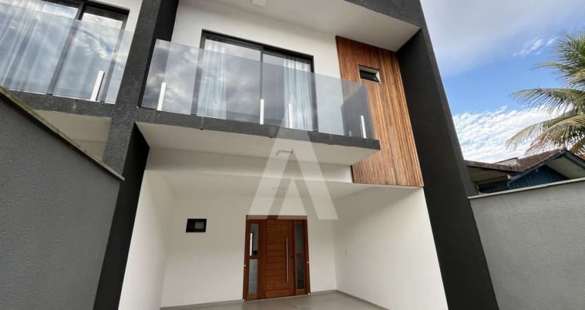 Casa residencial com 5 quartos  para alugar, 137.67 m2 por R$4900.00  - Iririu - Joinville/SC
