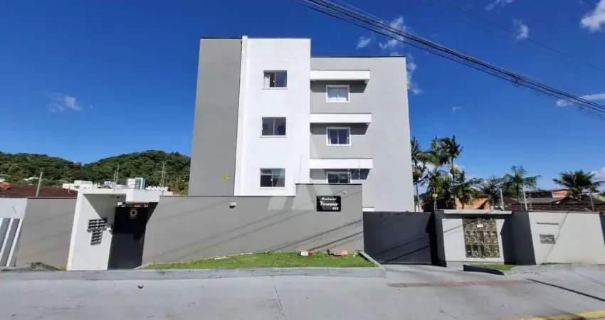 Apartamento com 2 quartos  para alugar, 57.80 m2 por R$2100.00  - Guanabara - Joinville/SC