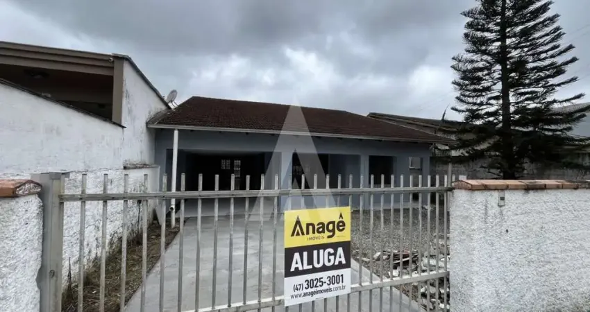 Casa residencial com 3 quartos no bairro costa e silva, com 166 m².