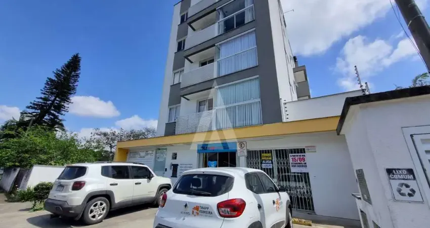 Sala comércial com 28,89 m², com 1 lavabo e vagas rotativas no bairro saguaçu