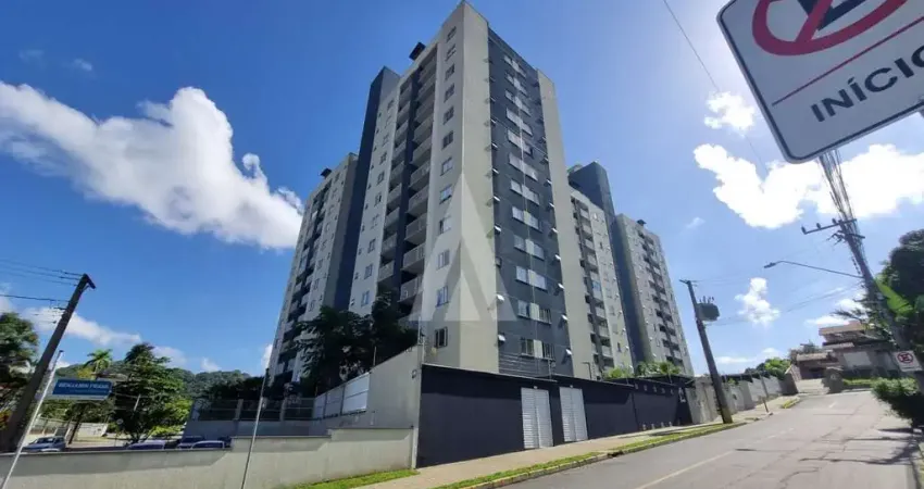 Apartamento no bairro anita garibaldi com 2 quartos, cozinha com armários sob medida, sacada com churrasqueira e 1 vaga de garag