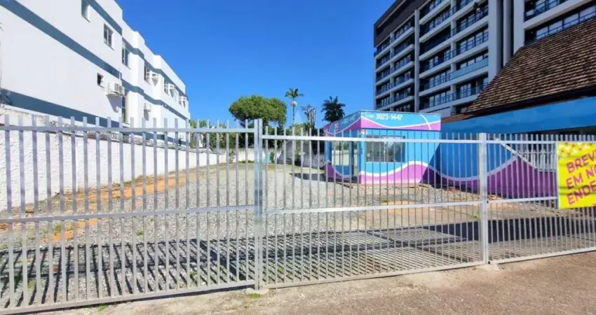 Terreno para alugar, 824.00 m2 por R$10000.00  - Centro - Joinville/SC
