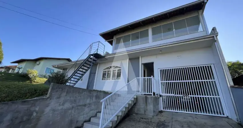 Casa residencial com 4 quartos no bairro petrópolis, joinville, com 135 m².