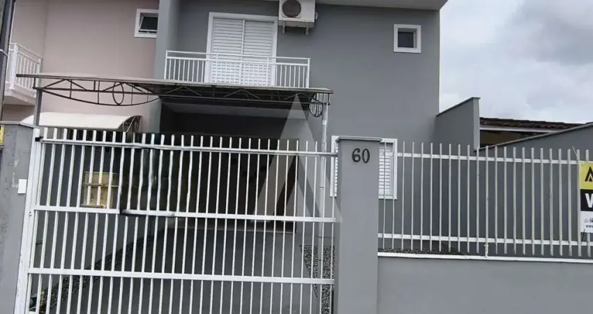 Casa residencial com 3 quartos para alugar, 124.44 m2 por r$3500.00 - costa e silva - joinville/sc