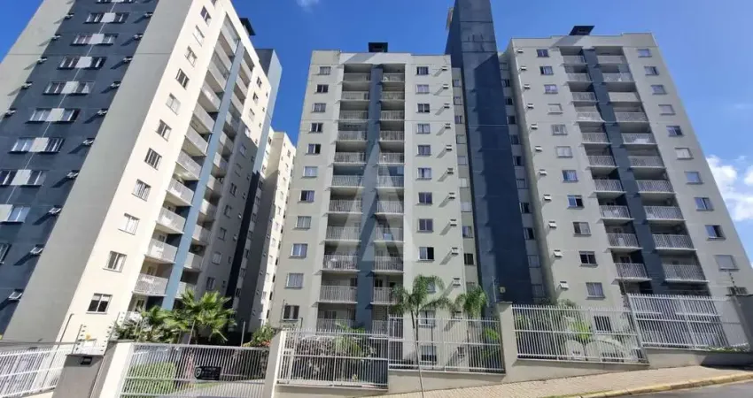 Apartamento semi mobiliado com 2 quartos, sacada com churrasqueira no bairro anita garibaldi