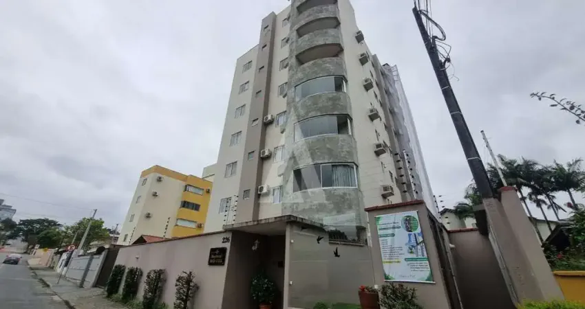 Apartamento no bairro costa e silva, com 3 quartos, sendo 1 suíte, prédio com elevador, sacada com churrasqueira e 1 vaga de gar