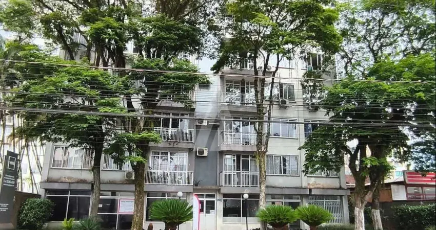 Apartamento com 3 quartos para alugar na Rua Doutor João Colin, América, Joinville