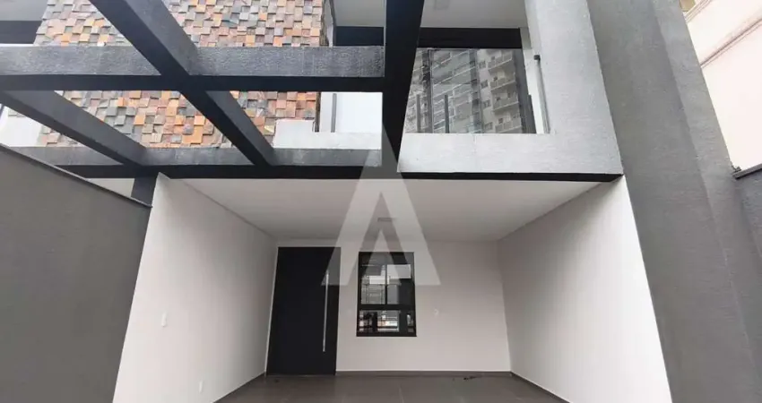 Casa com 3 quartos para alugar na Rua Henrique Max Baggenstoss, Saguaçu, Joinville