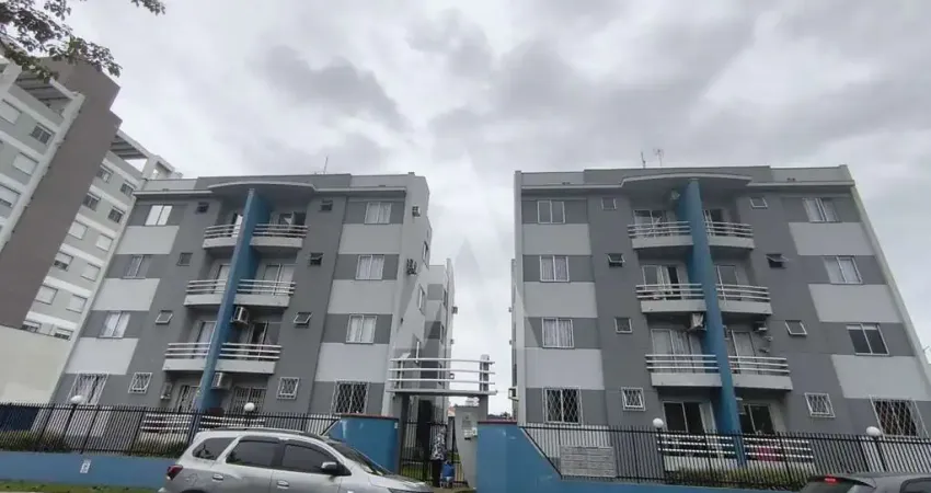 Apartamento com 2 quartos para alugar na Rua Otto Benack, Bom Retiro, Joinville