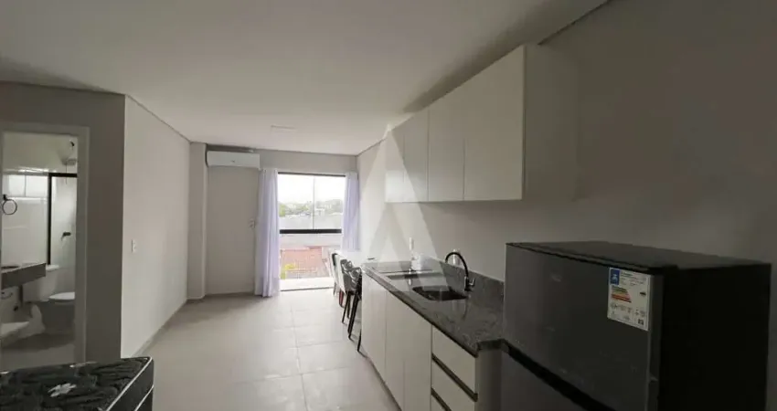 Apartamento studio, mobiliado, 1 dormitório, cozinha e bwc.