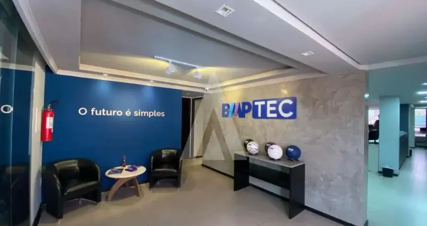 Sala comercial semimobiliada localizada no centro de joinville