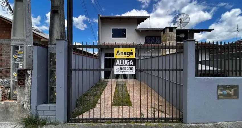 Casa com 2 quartos para alugar na Rua Ernesto Erdmann Júnior, Parque Guarani, Joinville
