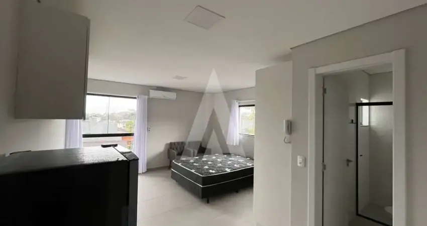 Apartamento studio, mobiliado, 1 dormitório, cozinha e bwc.