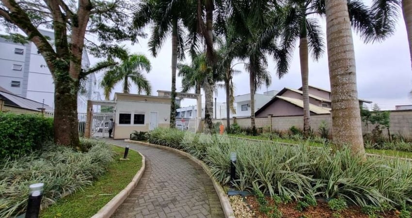 Apartamento com 2 quartos  para alugar, 41.85 m2 por R$1100.00  - Vila Nova - Joinville/SC