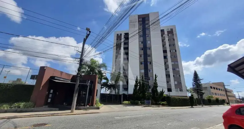 Apartamento com 3 quartos, sacada e elevadores no bairro Floresta.