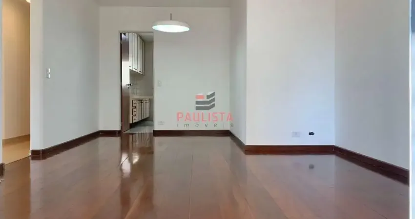 Apartamento 3 dormitórios (1 suíte), 2 vagas, para locação na rua Oscar Freire, bairro Pinheiros, S