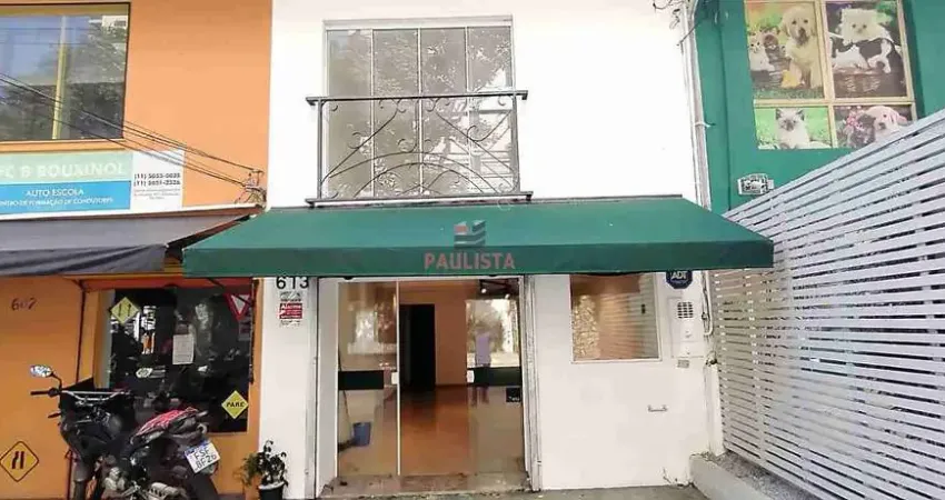 Sobrado Comercial em Moema (Pássaros) com, 1 vaga de garagem.