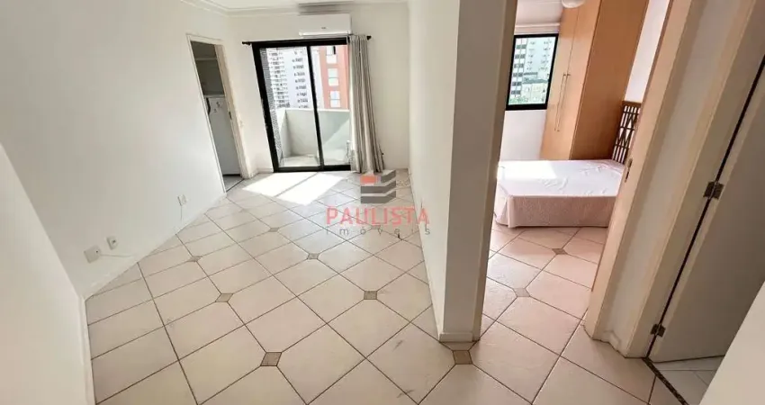 Apartamento SEMI MOBILIADO para LOCAÇÃO de 43 m2 de 1 dorm, 1 vaga, lazer na Aclimação, São Paulo,