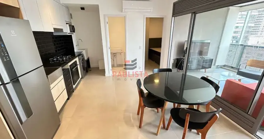 Apartamento mobiliado locação de 68 m2 de 2 dorm, 2 suítes, 1 lavabo, 1 vaga, varanda em pinheiros,