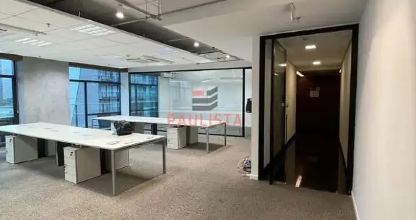 Conjuntos comerciais classe a para locação na faria lima. posições de trabalho, varanda, staff, ar