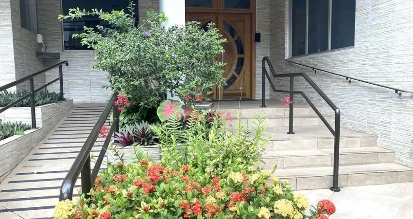 Apto amplo de 01 dormitório, 01 vaga, com ar condicionado, semi mobiliado, para locação, a 100 m²