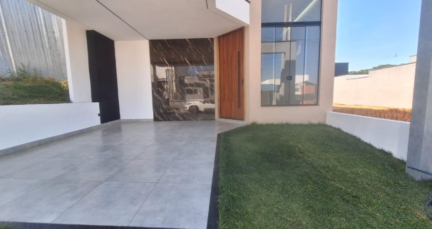 Casa Térrea Nova no Condomínio Horto Florestal Villagio