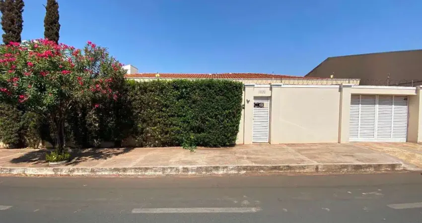 Casa com 4 dormitórios à venda, 400 m² por R$ 900.000,00 - Primavera - Barretos/SP