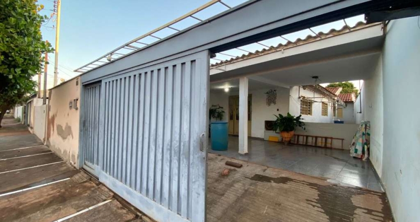Casa com 2 dormitórios, 102 m² - venda por R$ 300.000,00 ou aluguel por R$ 1.600,00/mês - Nogueira - Barretos/SP