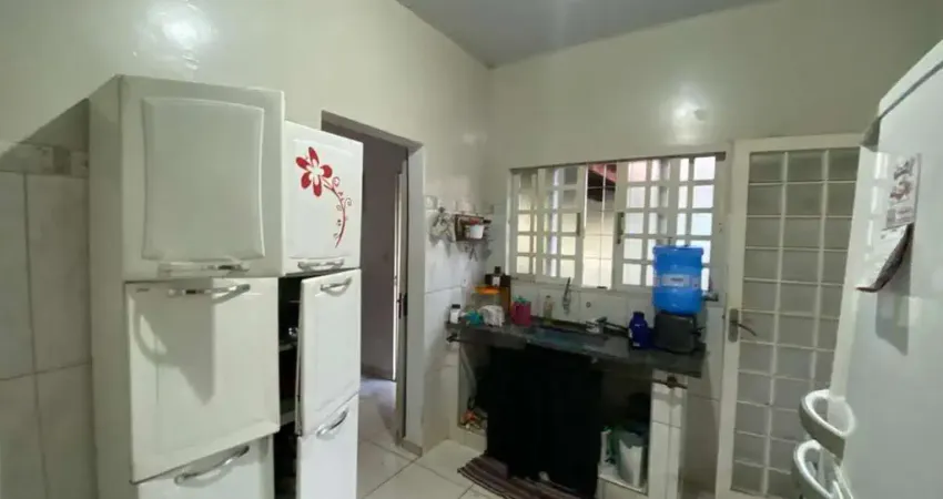 Casa com 2 dormitórios à venda, 81 m² por R$ 190.000,00 - Nogueira - Barretos/SP