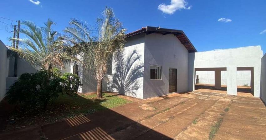 Casa com 2 dormitórios para alugar por R$ 2.000/mês - City Barretos - Barretos/SP
