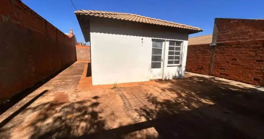 Casa com 2 dormitórios à venda, 50 m² por R$ 160.000 - Conjunto Habitacional Vida Nova - Barretos/SP
