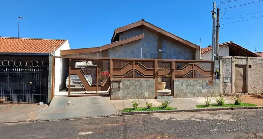 Casa com 3 dormitórios à venda, 136 m² por R$ 350.000 - Cristiano de Carvalho - Barretos/SP