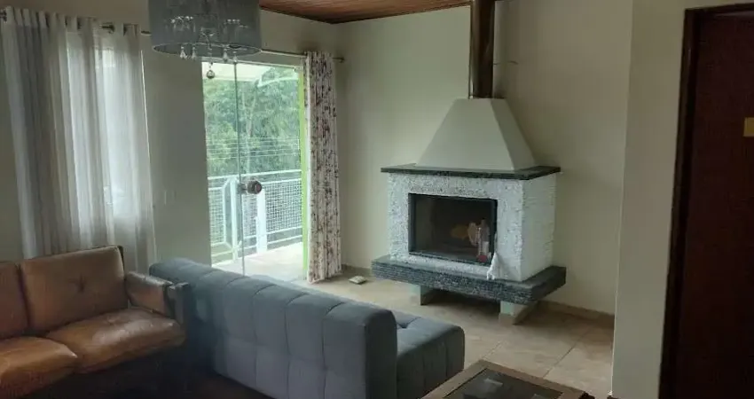Casa para Locação em Atibaia, Vila Junqueira, 4 dormitórios, 1 suíte, 4 banheiros, 3 vagas