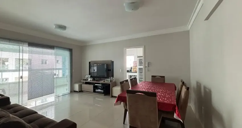 Apartamento com 3 quartos para alugar na Rua 3144, 670, Centro, Balneário Camboriú